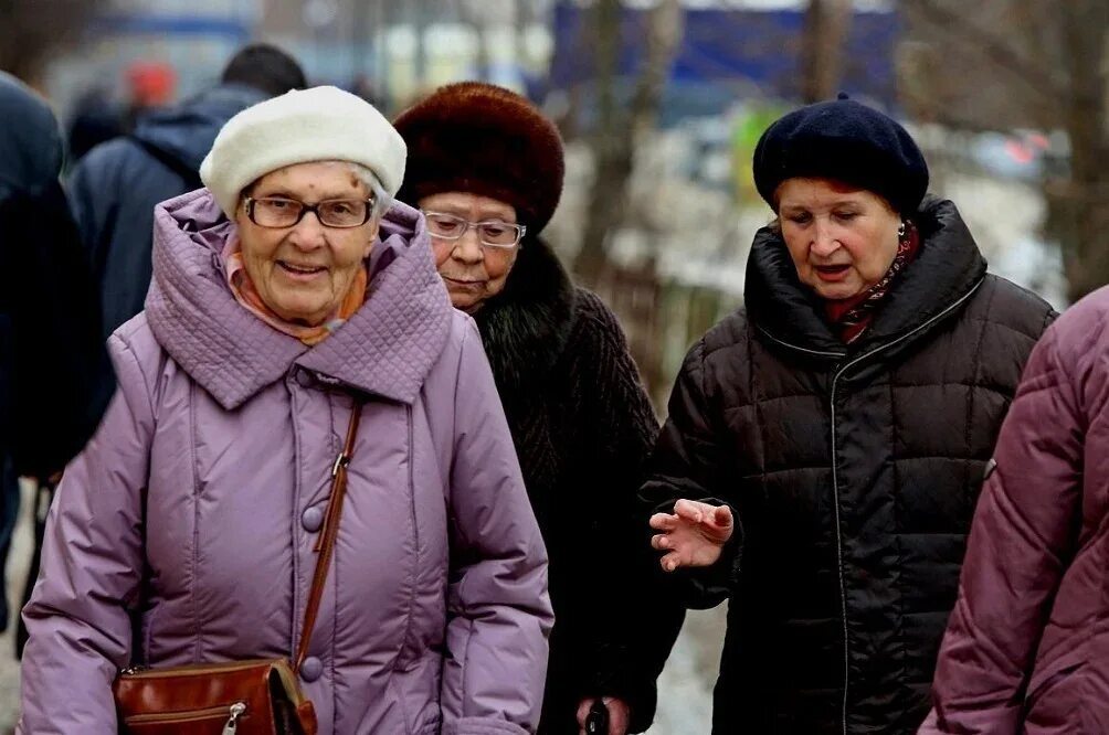 В России количество граждан, получающих пенсионные выплаты, превысило 40,6 миллиона человек.