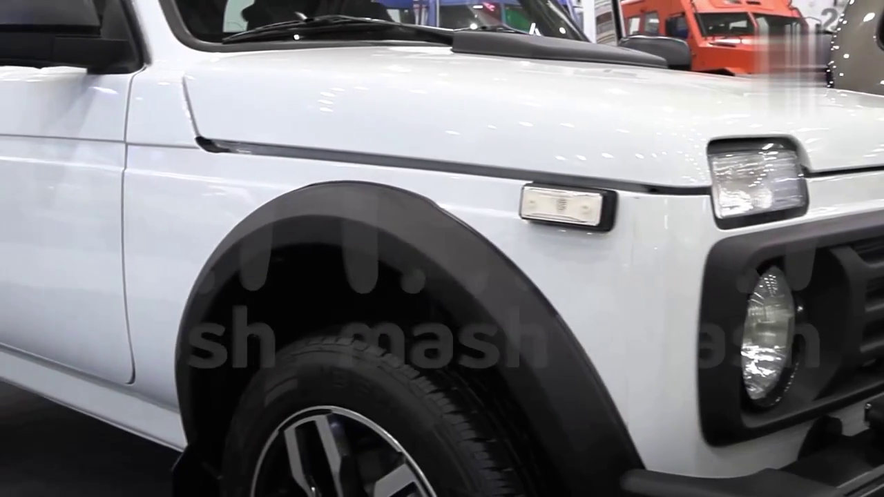 Новая Niva Sport прямо с завода оказалась... ржавой и с протекающим маслом