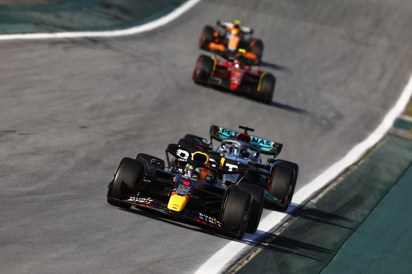 Что такое слипстрим в Формуле-1?