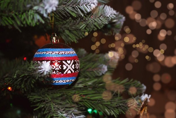 Акция «Елка желаний» в России: кто может участвовать и как это работает