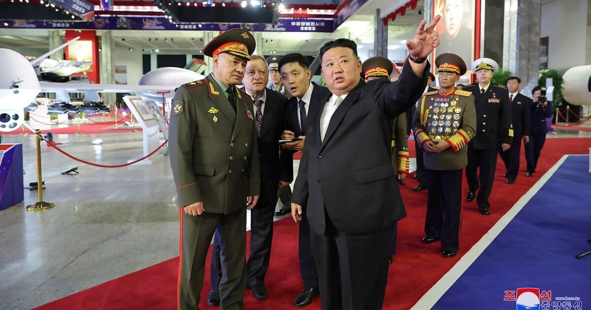 Шойгу сохранил свой пост, несмотря на слухи о его отставке.