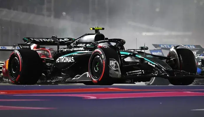 Mercedes объяснила, почему Антонелли получил штраф в Лас‑Вегасе