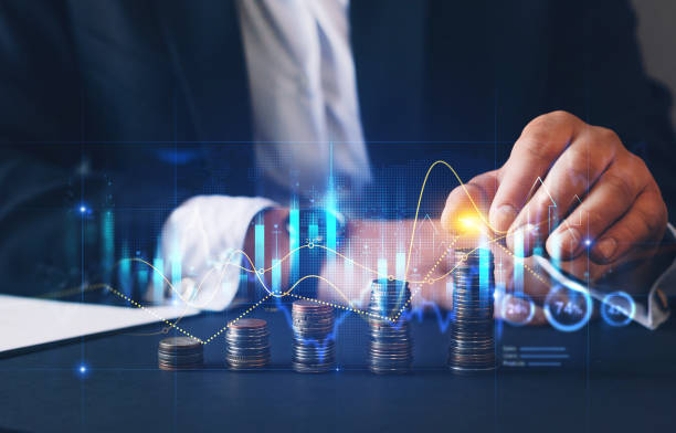 Власти и бизнес решают, что делать с размером будущих пенсий