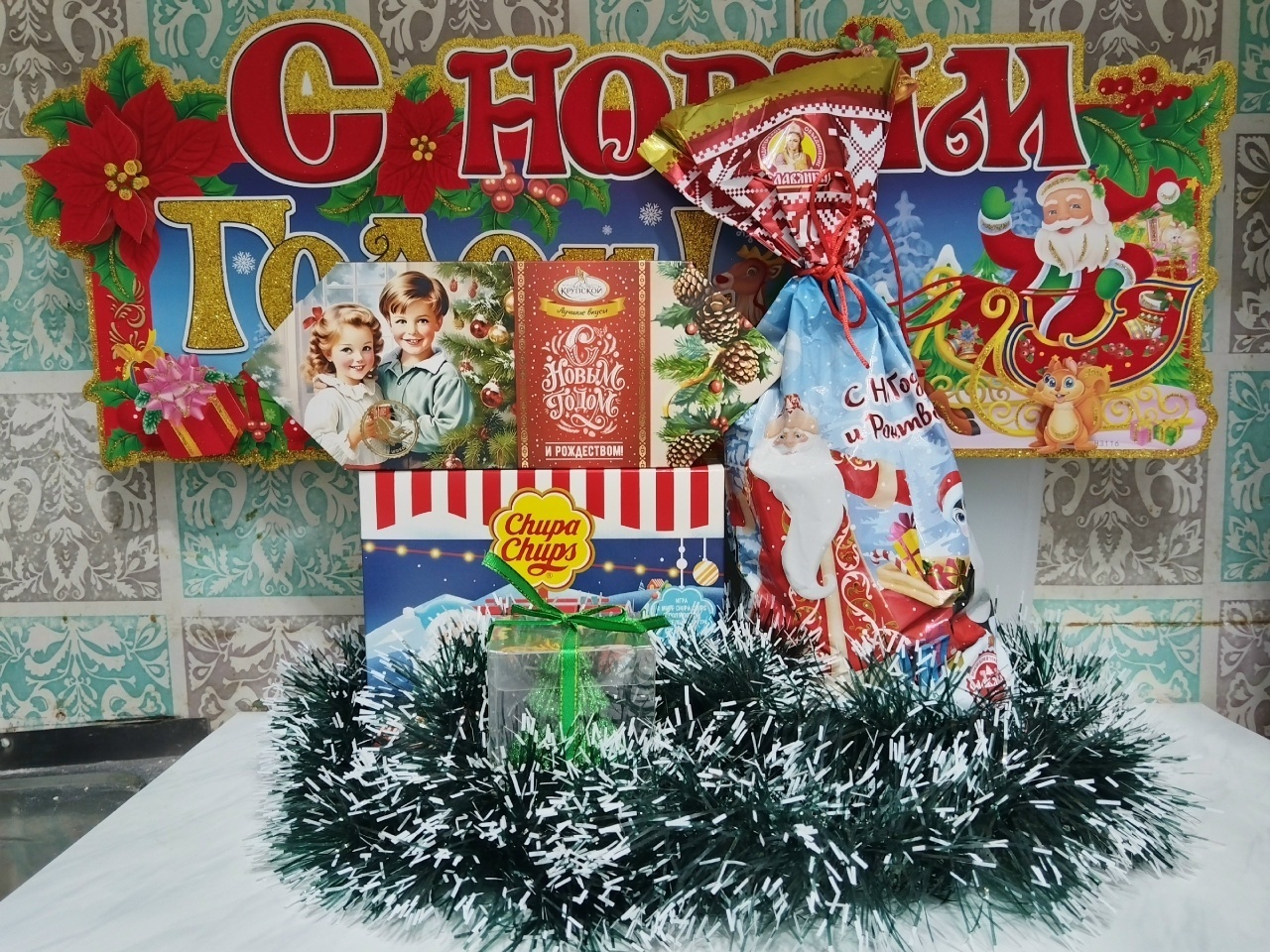 Показываю, что в трёх лучших новогодних подарках из «Чижика»