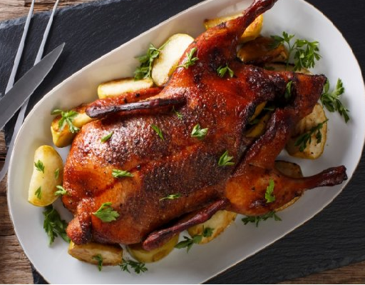 Самое новогоднее блюдо. Утка с яблоками и сухофруктами