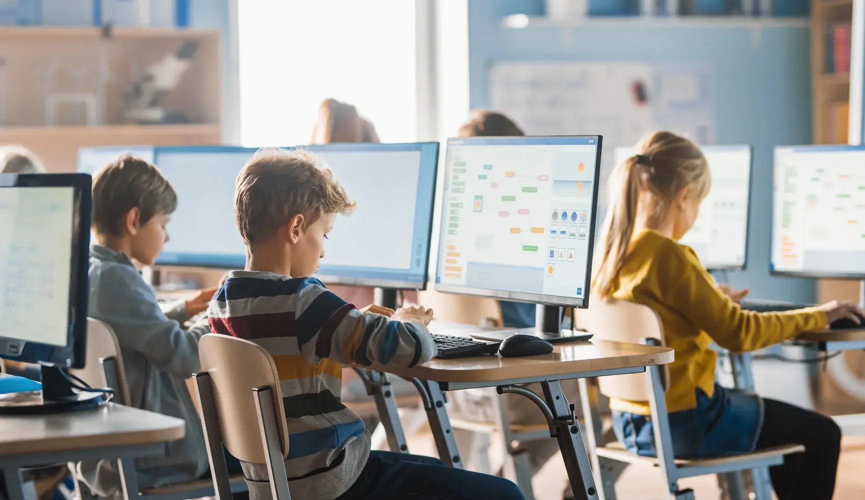 Семь медалей и настоящий азарт науки: как российские школьники покоряли IJSO-2025