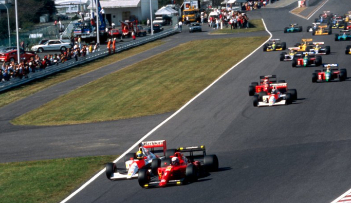 6 примеров, как решалась судьба титула в решающей гонке сезона