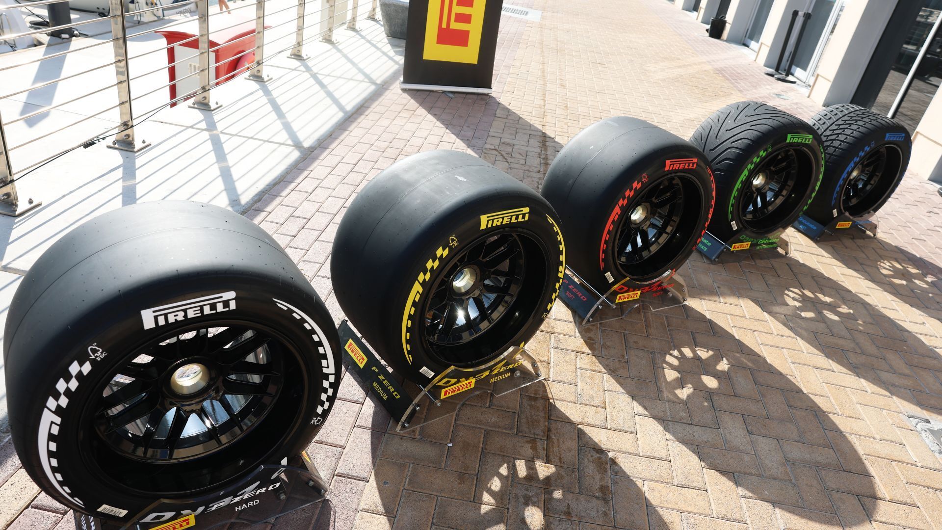 Pirelli представила шины для Формулы‑1 на 2026 год