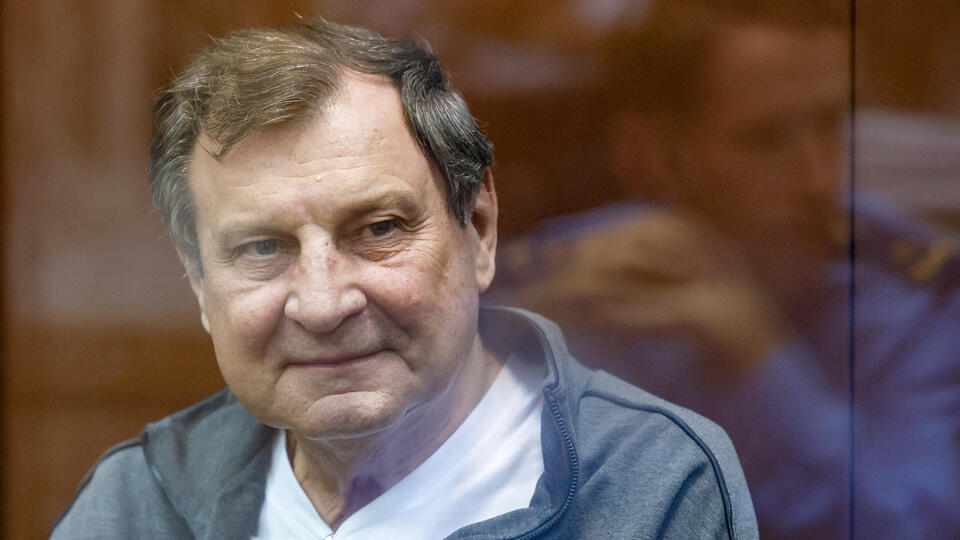 Бывший замминистра обороны Дмитрий Булгаков завершил ознакомление с материалами уголовного дела