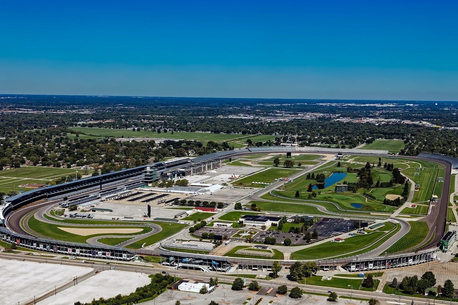Автодром Indianapolis Motor Speedway: основан 14 декабря в 1909 году