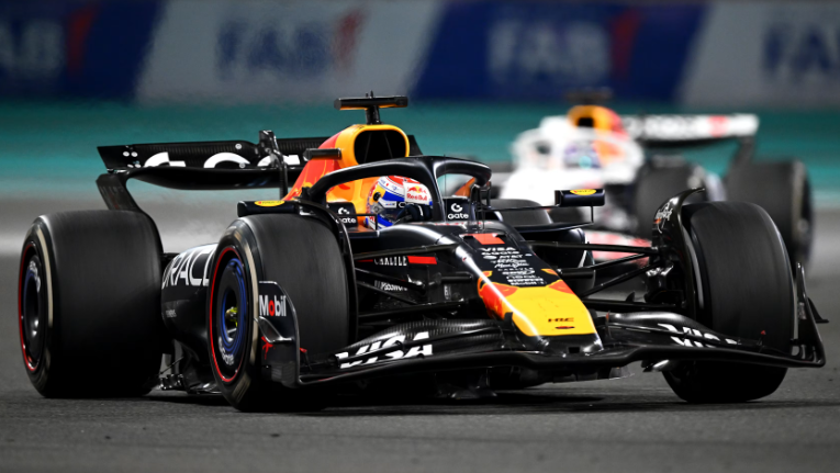 Ферстаппен: детали переговоров с Mercedes и почему он остался в Red Bull