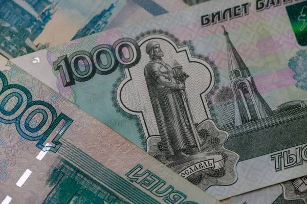 Мужчина 10 лет назад взял микрозайм на 3 тысячи рублей — его пытались засудить, но не вышло.