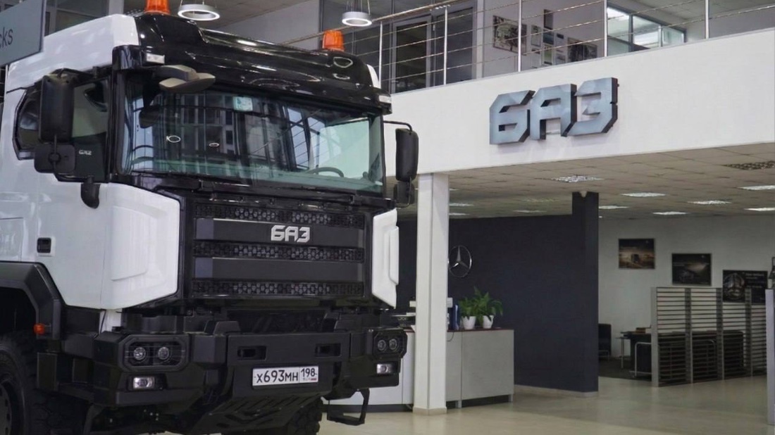 Стартовало производство российских грузовых автомобилей БАЗ, построенных на базе военных тягачей