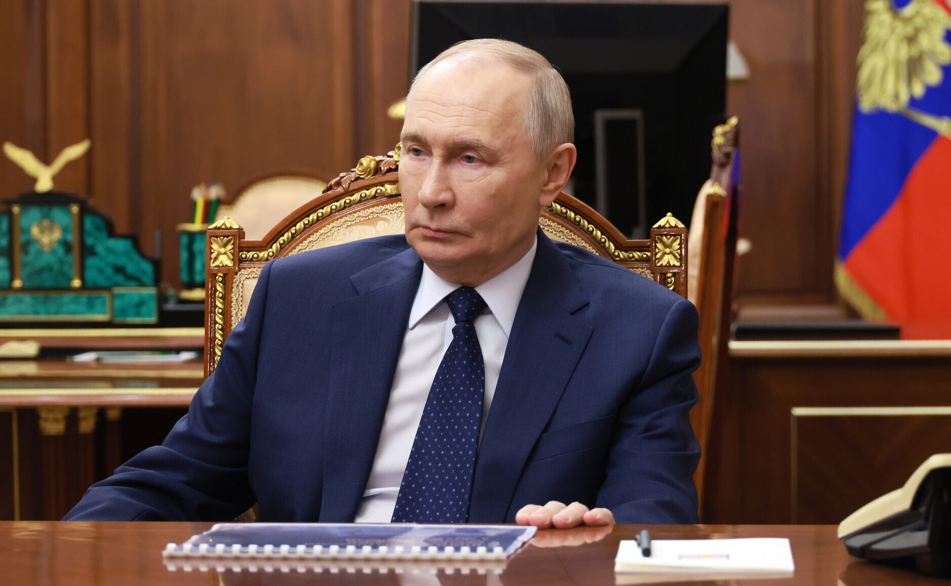 Диалог в стиле фанерного величия. Встреча Президента с Первым заместителем Председателя Правительства Денисом Мантуровым