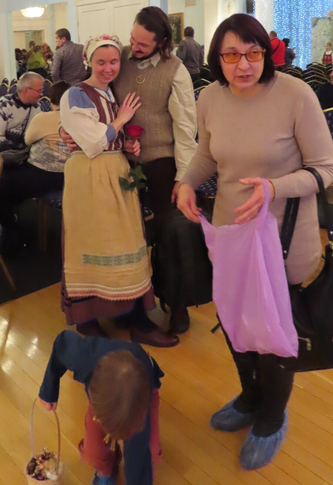 О тюльпанах, цветах, СССР, России, демографии и всём остальном. / Часть 1. «Меняю шубку на розы».