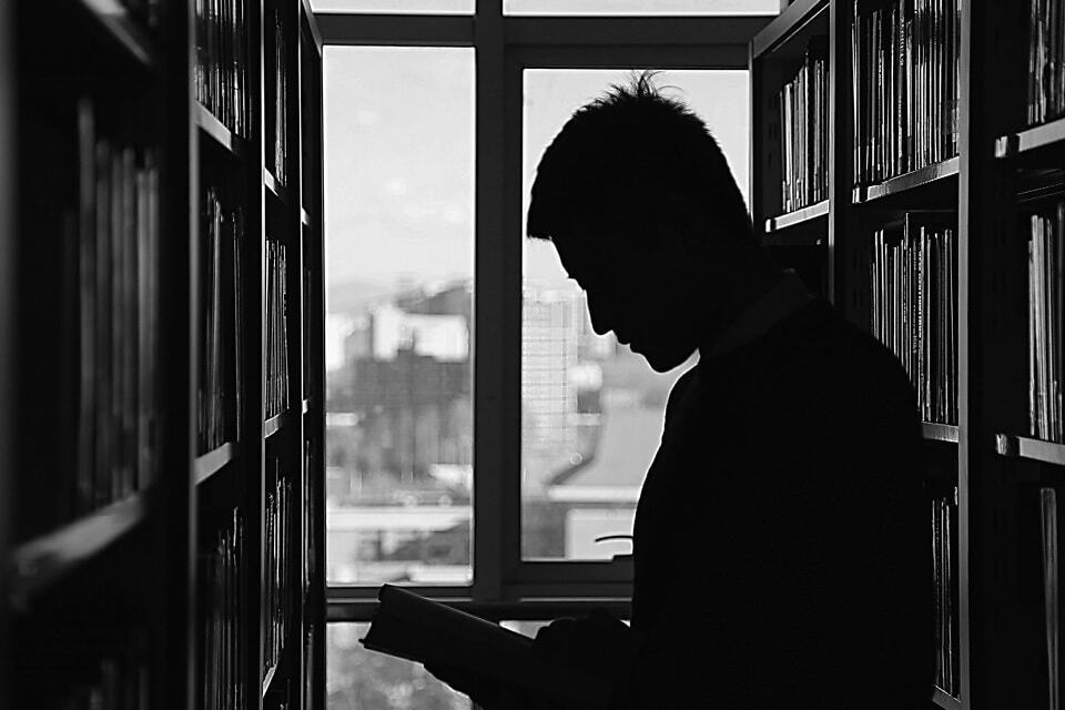 Он хороший, но холодный: как распознать эмоциональную недоступность