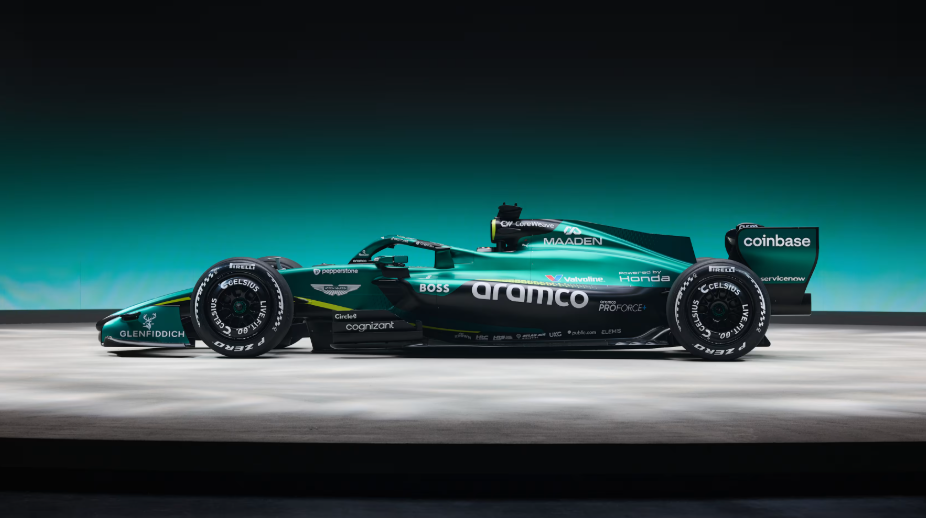 Галерея: Aston Martin представляет первую ливрею эпохи Ньюи