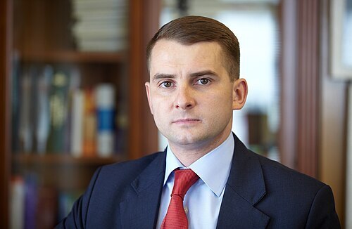 Сжатие режима: в Госдуме предложили ограничить ГПД с самозанятыми ради борьбы с "серым" наймом