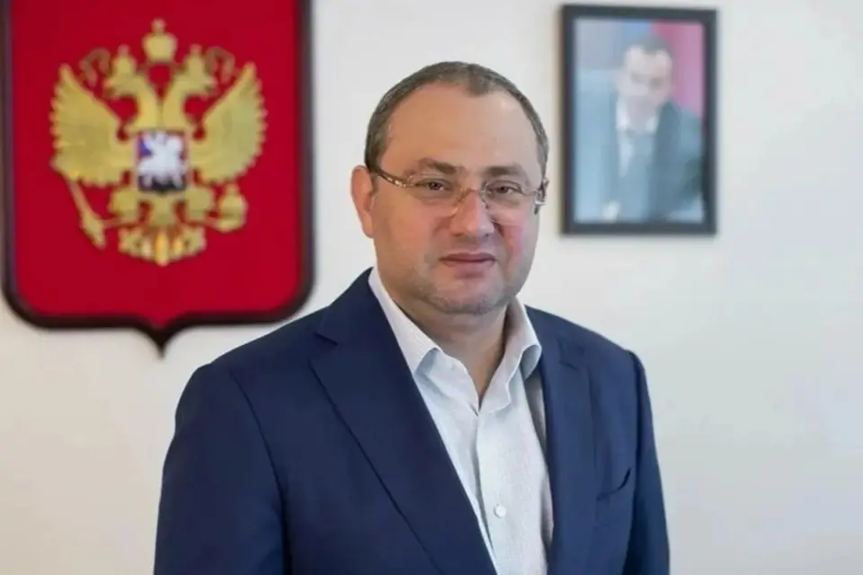 «Для народа денег нет, а у них — на миллиард»: Аналитический разбор «чудес» за март 2026 года