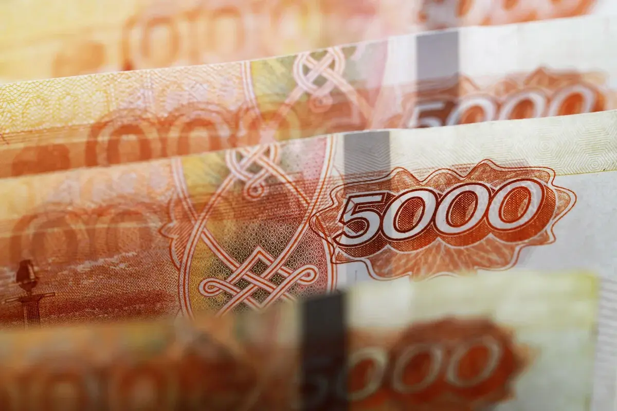 🔥💲Россияне раскрыли, сколько денег им нужно для счастья. Мой любимый Диванчик считает иначе. И я с ним согласилась