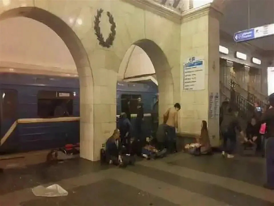 ТЕРАКТ В ПЕТЕРБУРГСКОМ МЕТРО: Что скрывается за этой трагедией?