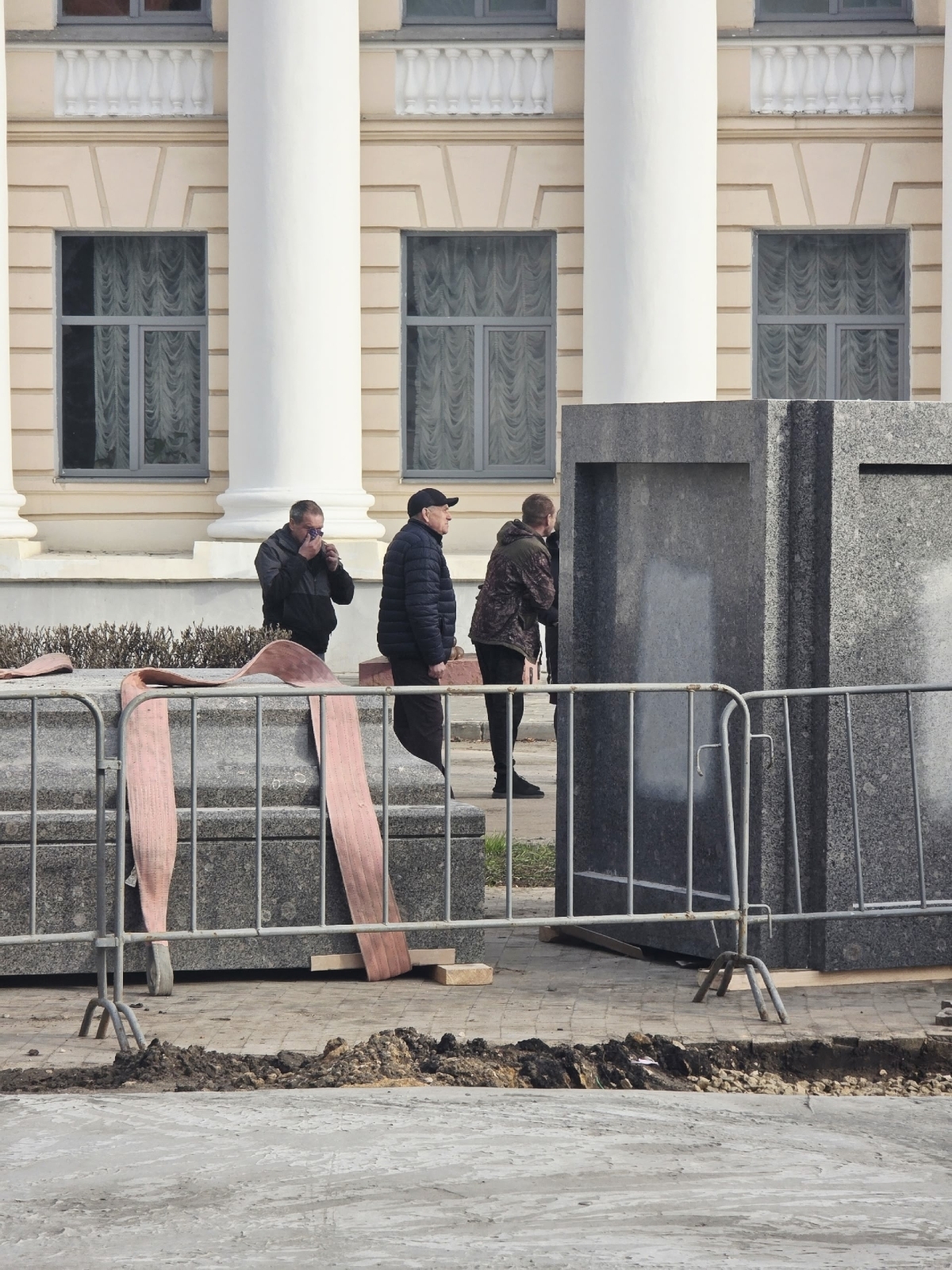 В Тамбове почти все готово для установки памятника