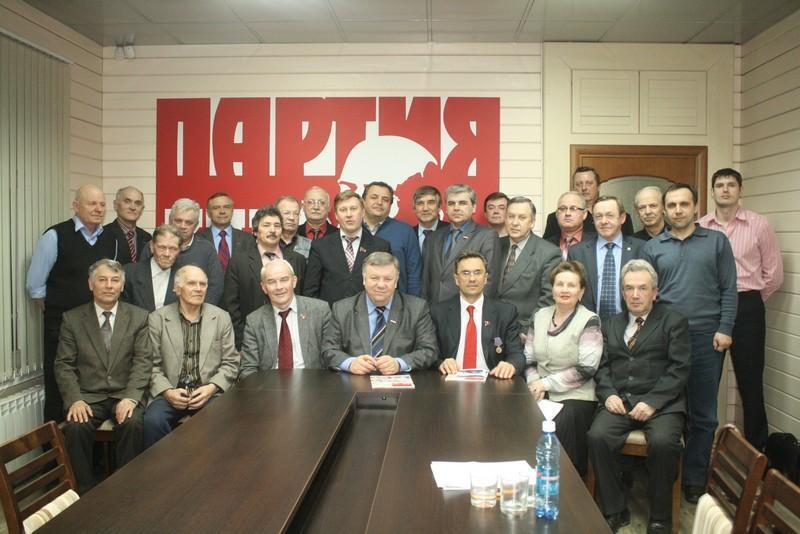 Запретный плод сладок, но только в Госдуме:депутаты потребовали от Минцифры объяснить войну с VPN