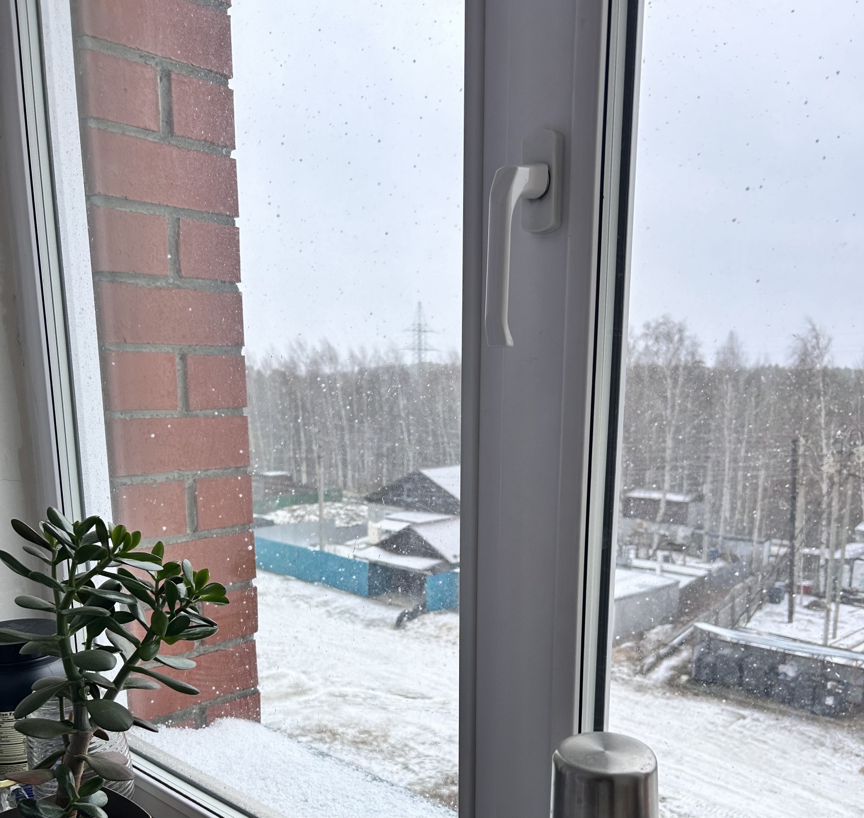 Как у вас погода сегодня 2 мая? У нас снова пришла зима в Сургут