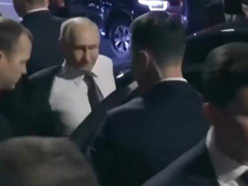 Путин снял пиджак и покинул Китай.