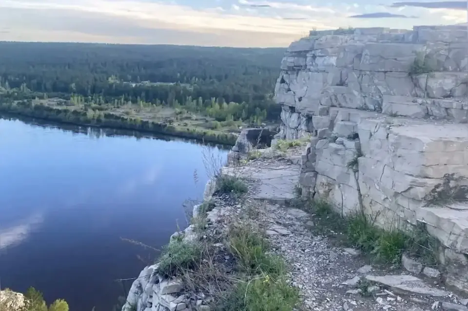 Роковая ошибка у обрыва ради идеального кадра.
