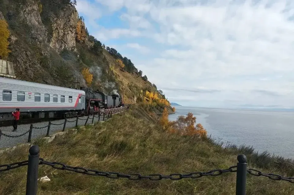 Медвежье царство на Кругобайкальской железной дороге