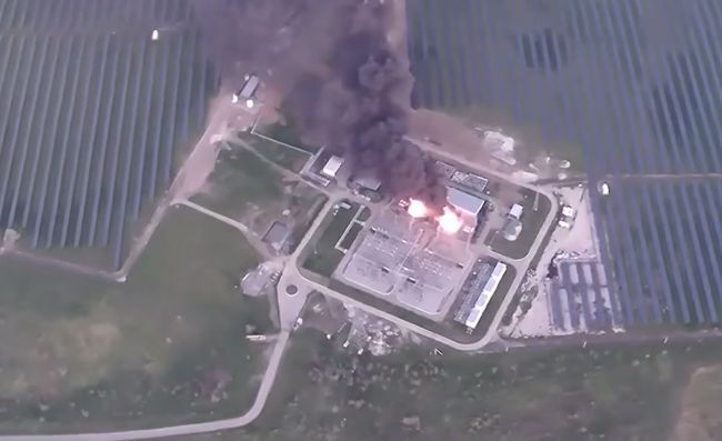 Российская армия бьет по солнечным электростанциям на Украине