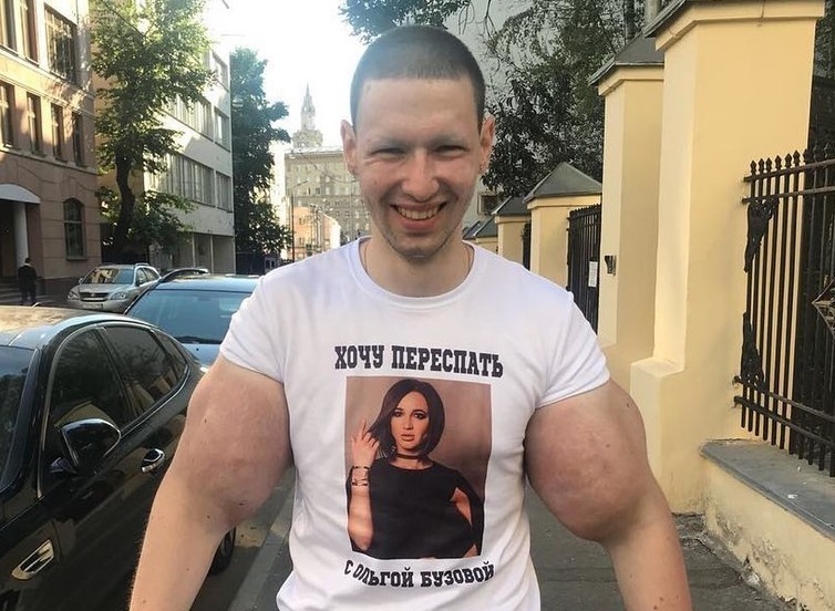 Так много тех с кем хочется заснуть, так мало тех с кем хочется проснуться!