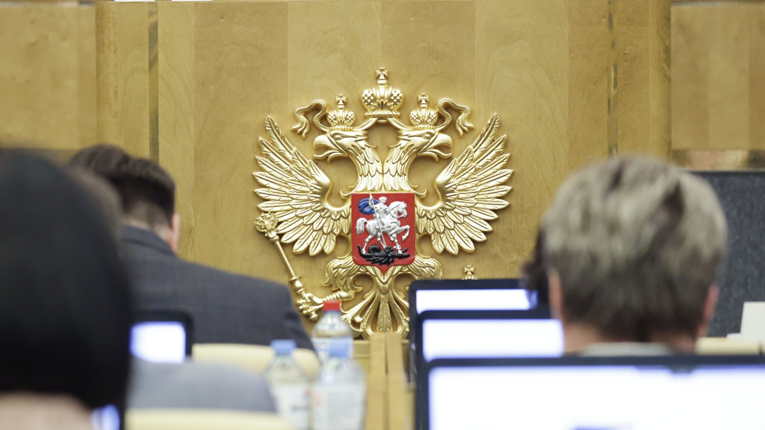 💥 Депутаты идут ва‑банк! В Госдуму внесён законопроект о парламентском контроле за ключевой ставкой. Что это значит для каждого из нас?