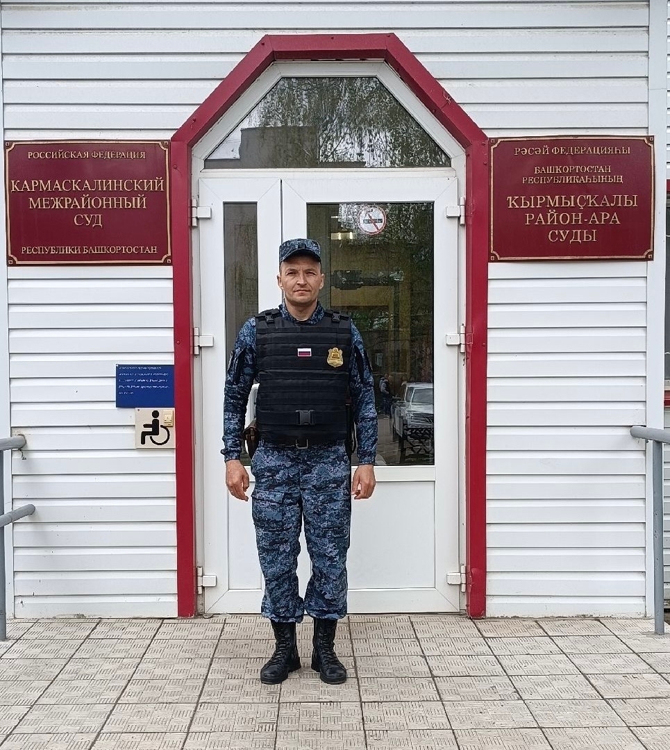 Судебный пристав по ОУПДС помог задержать уклониста
