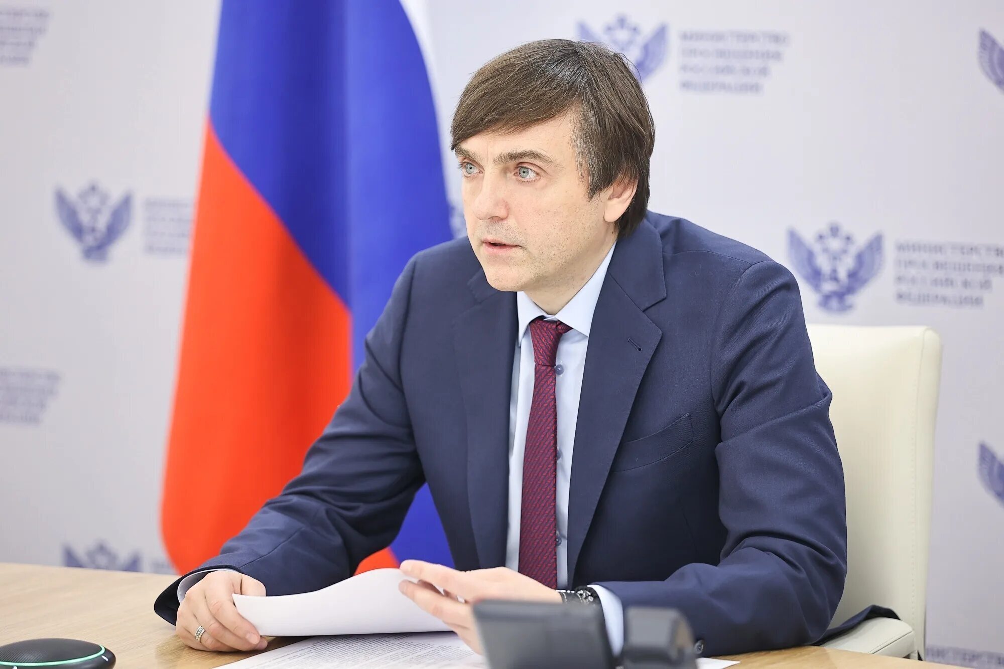 Образование по-новому: контрольные режут, поведение оценивают, ИИ добавляют в программу — как изменится школа к 2027 году