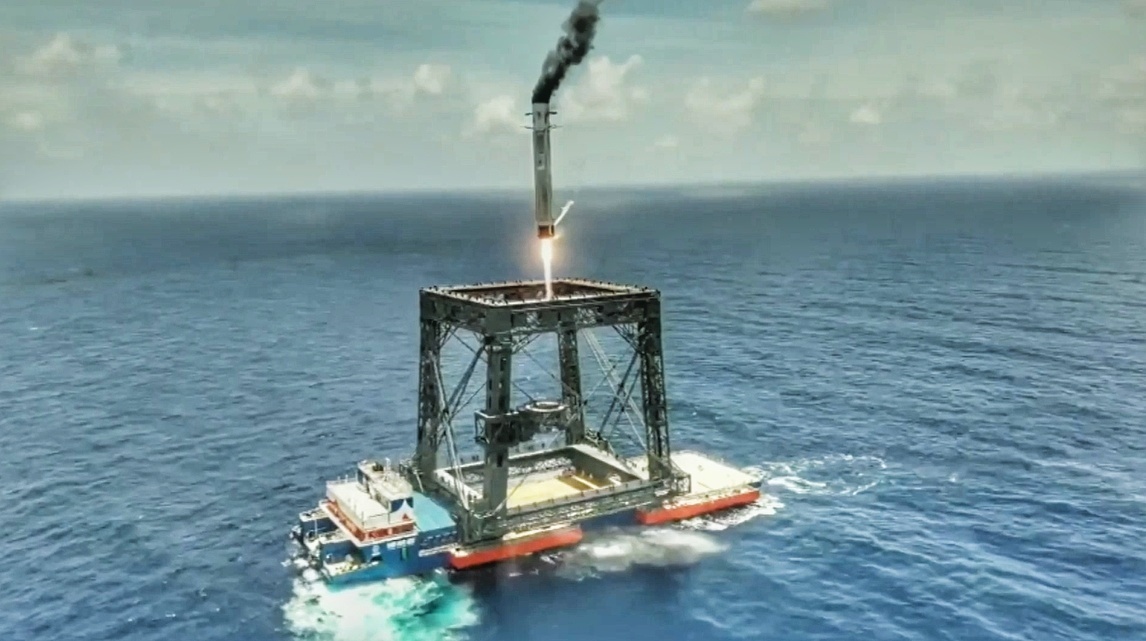 Китай догнал SpaceX: первая морская посадка многоразовой ракеты