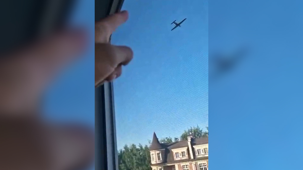 🔥Стая безпилотников пыталась прорваться на Москву сегодня ночью. Их было 350