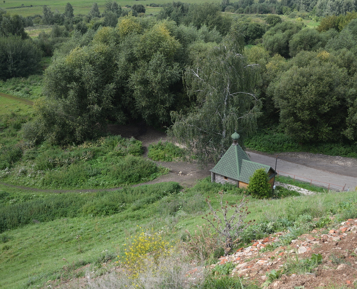Епифань: маленький храм на холме