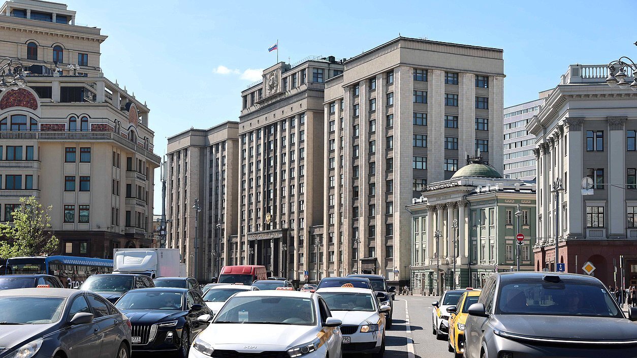Бензиновый блицкриг:Госдума рассмотрит предложения правительства по стабилизации цен на топливо