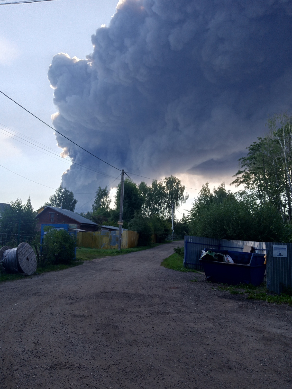 Чёрное облако над СНТ