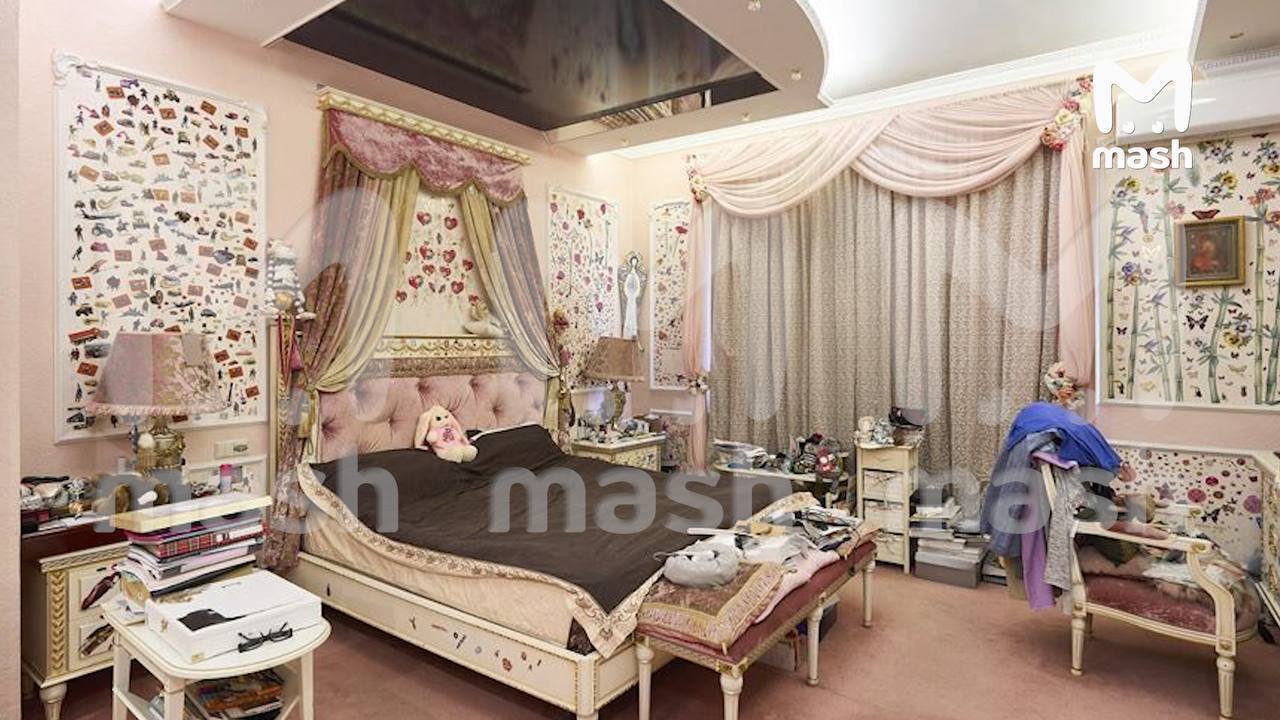 «Тихая продажа скандала»: Полина Лурье выставила на продажу ту самую квартиру Ларисы Долиной в Хамовниках. Цена — 200 миллионов