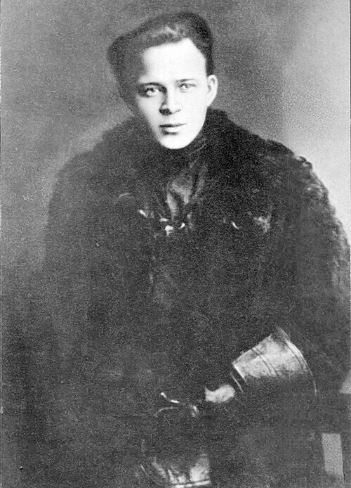 Комбат Голиков.