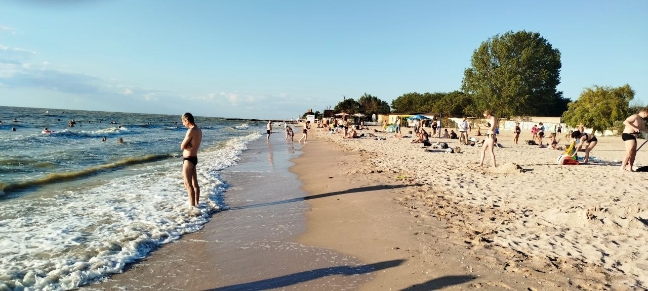Долго размышлял куда поехать на море... Ейск