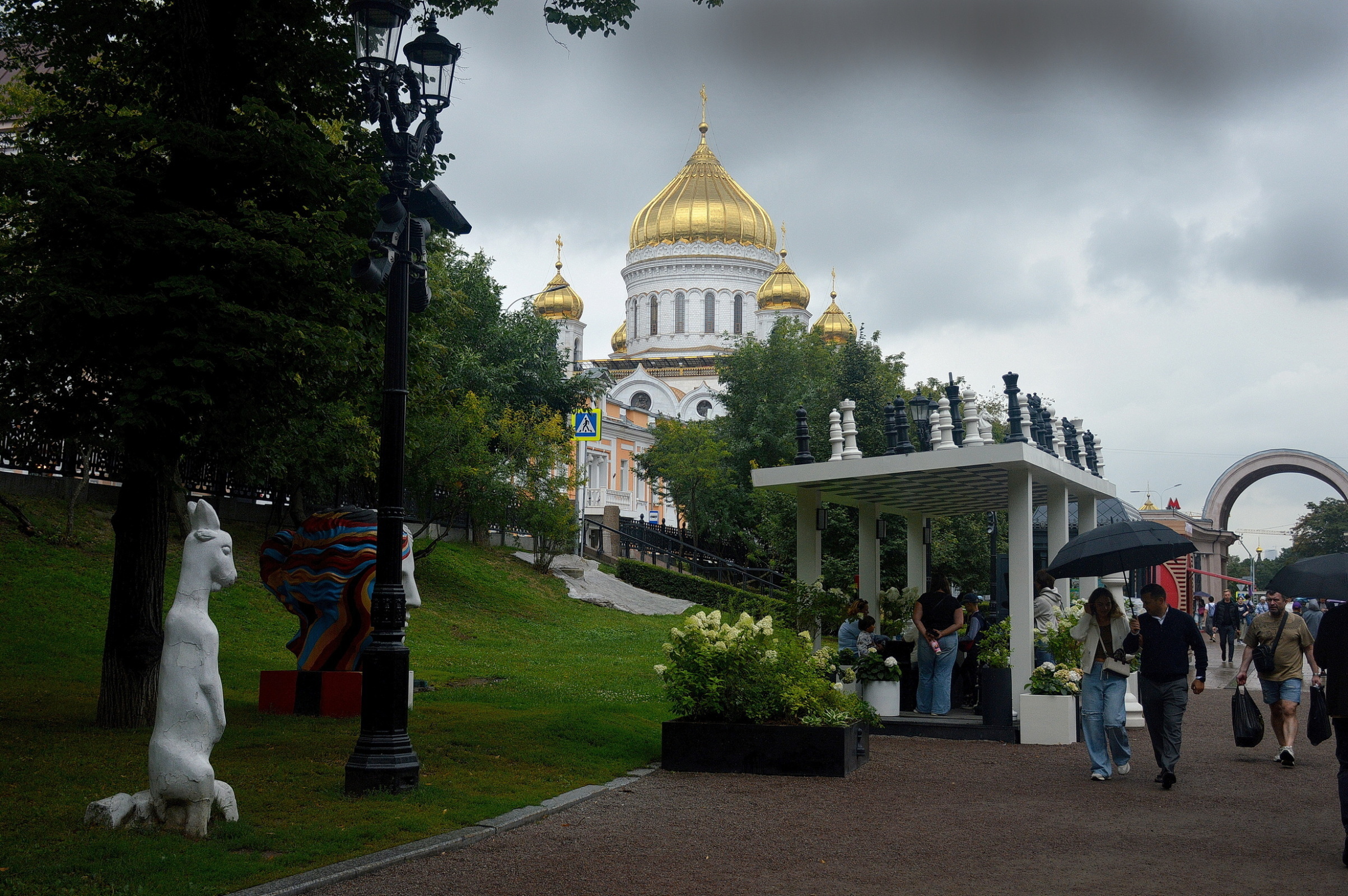 Гоголевский бульвар в дождливый денёк