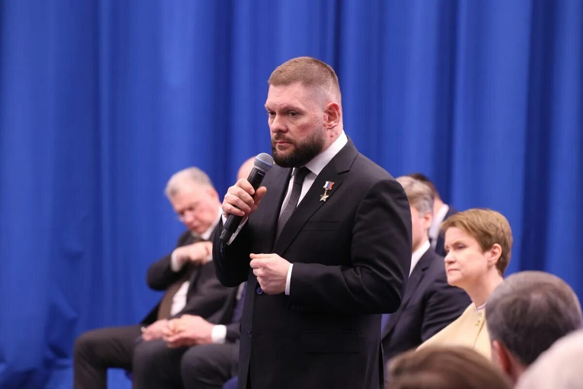 Десантники спасут не только фронт, но и Госдуму: Поддубный раскрыл "секретное оружие" "Единой России"