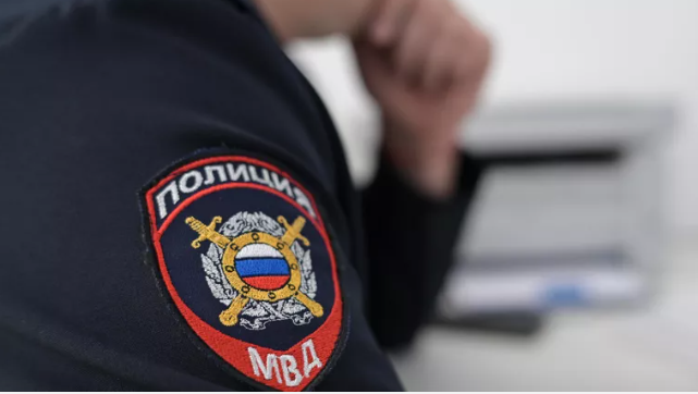 Школьница бросала камни в инвалида