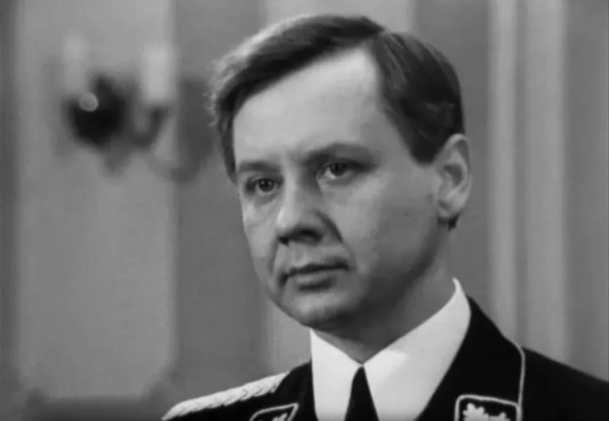 Олег Табаков - Вальтер Шелленберг, обаятельный злодей. С днем рождения