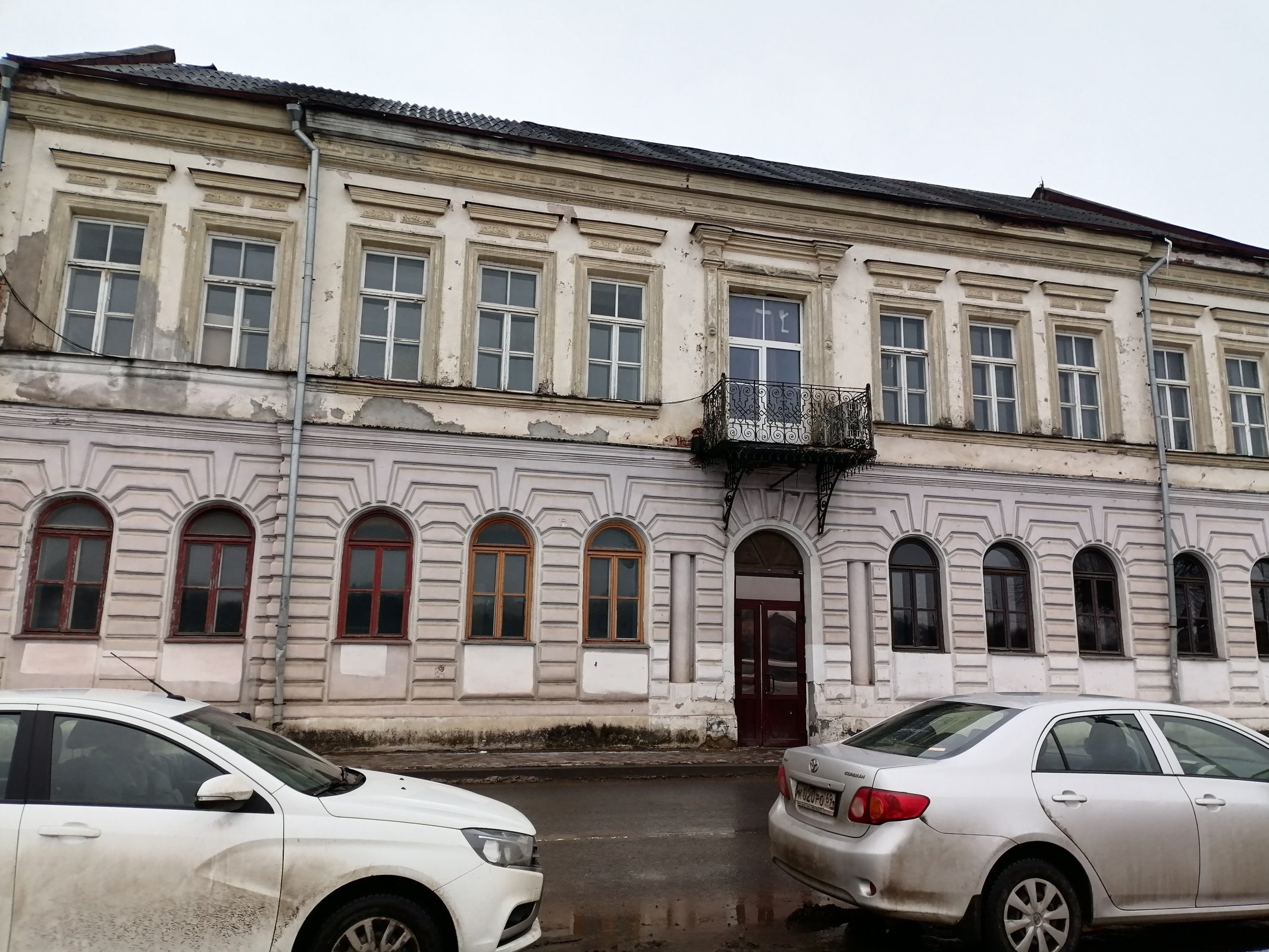 Дома почётных граждан и героев Твери на Степана Разина