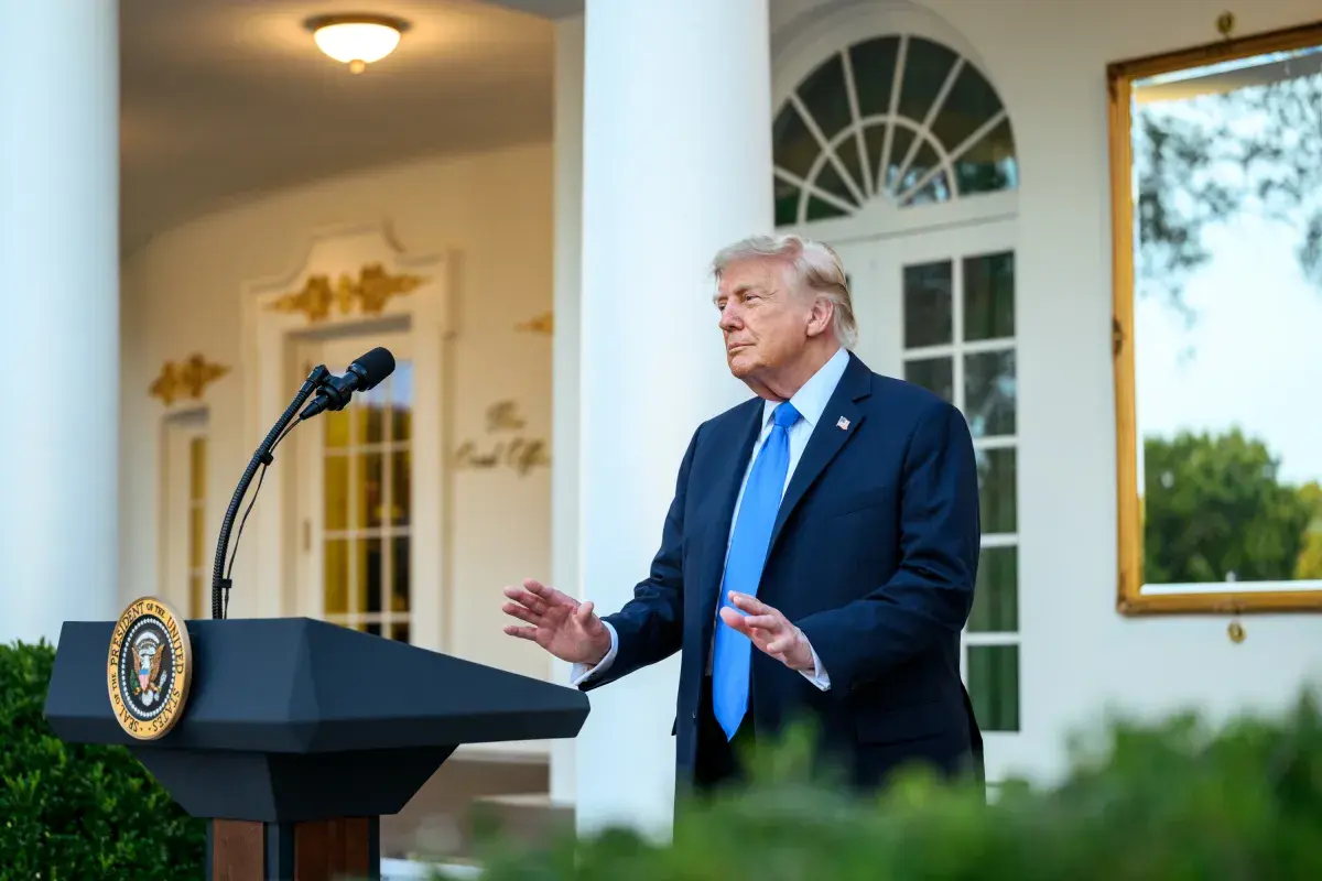 Аттракцион невиданной щедрости: Трамп пообещал раздать американцам по 00, но есть жесткое условие